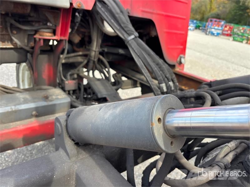 Moffett M50 Truck mounted forklifts