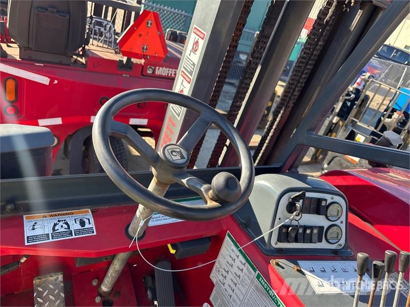 Moffett M50 트럭 장착 포크리프트