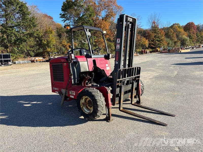 Moffett M50 트럭 장착 포크리프트