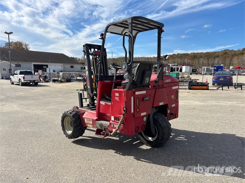 Moffett M50 Truck mounted forklifts