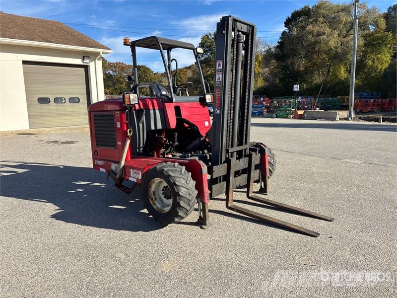 Moffett M50 Truck mounted forklifts