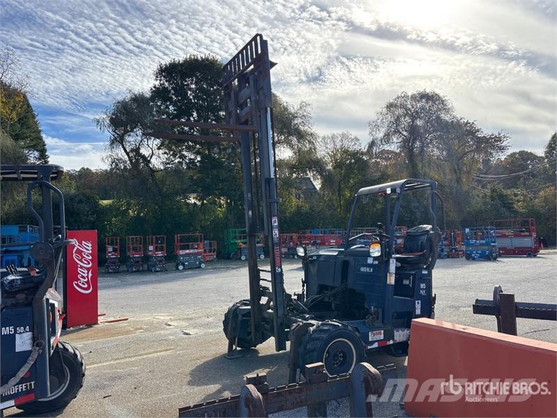 Moffett M5000 Horquillas elevadoras para camión