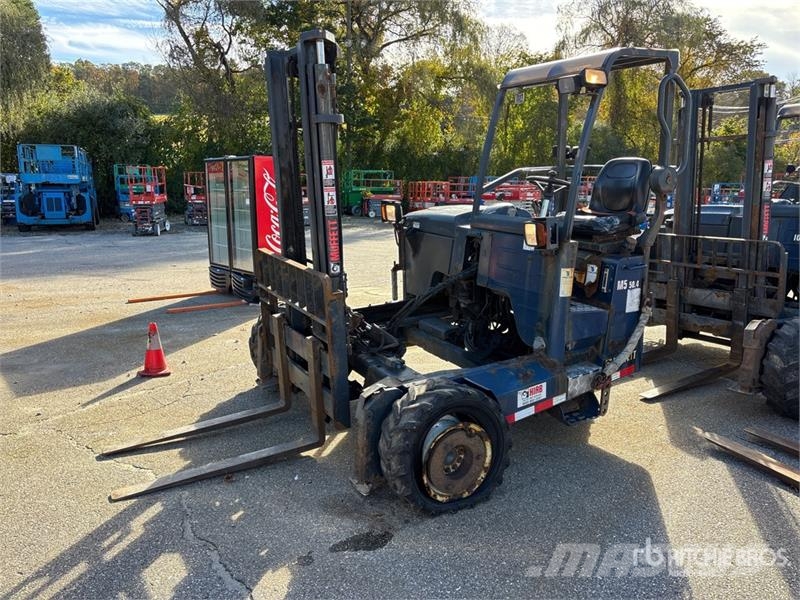 Moffett M5000 Ajoneuvotrukit