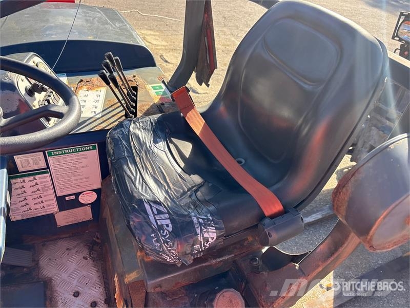 Moffett M5000 Ajoneuvotrukit