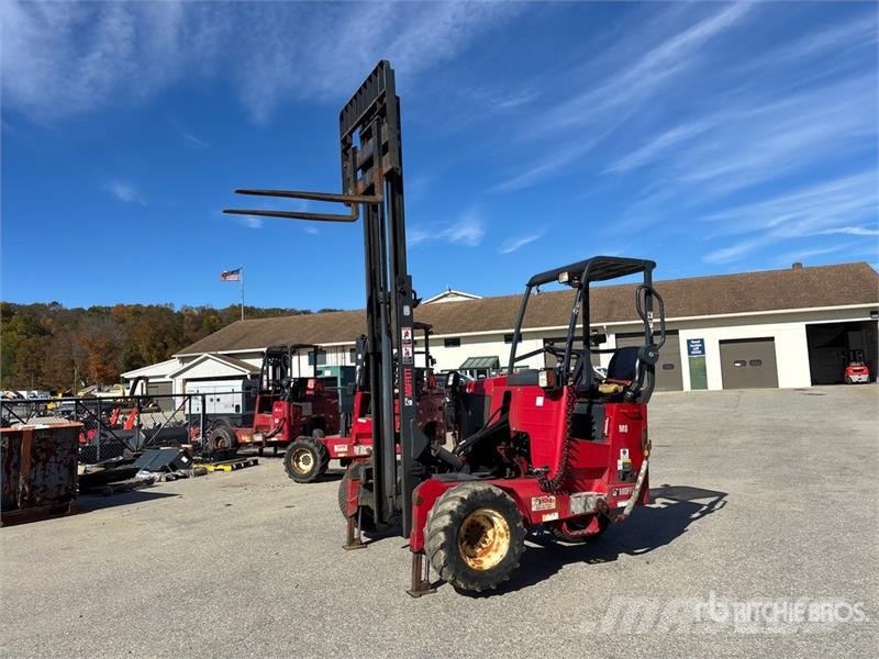 Moffett M8 50.3 5000 lb 3x3 Truck Mounted Forklift Meeneemheftrucks