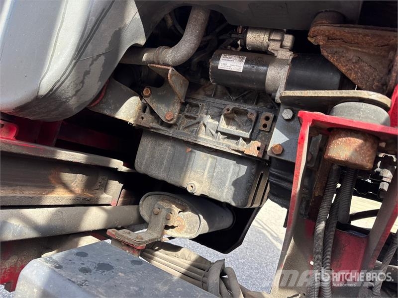 Moffett M8 50.3 5000 lb 3x3 Truck Mounted Forklift Stivuitoare montate pe camioane