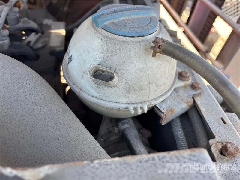 Moffett M8 55.3 5500 lb 3x3 Truck Mounted Forklift Meeneemheftrucks