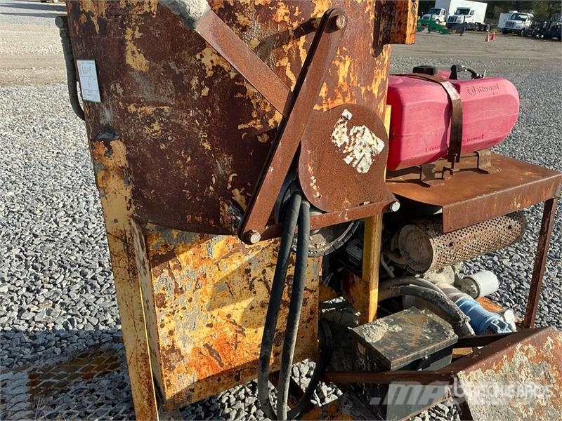 Mortar and Grout Mixer (Inoperable) Polovne mešalice