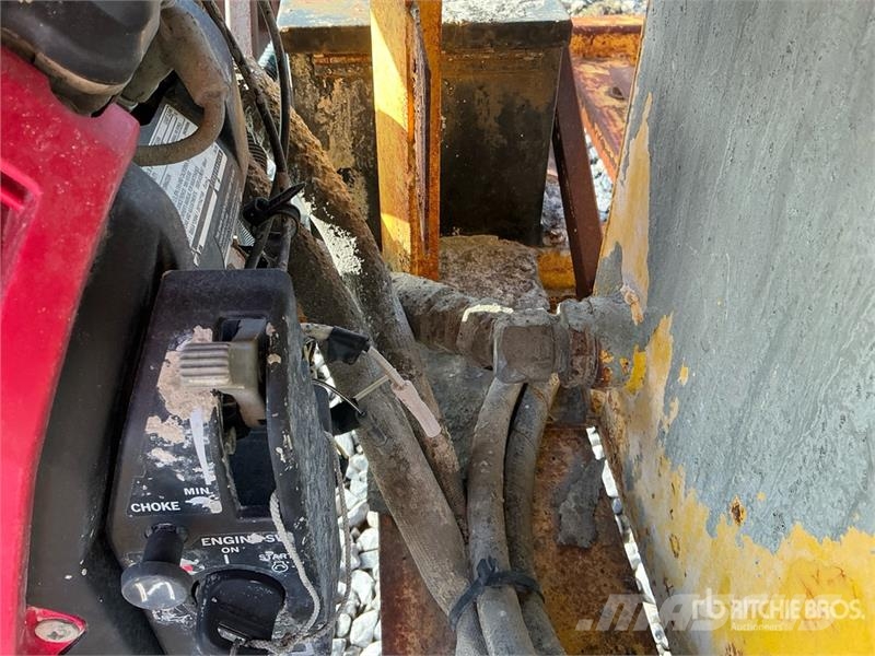 Mortar and Grout Mixer (Inoperable) Polovne mešalice
