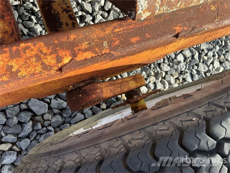 Mortar and Grout Mixer (Inoperable) Polovne mešalice