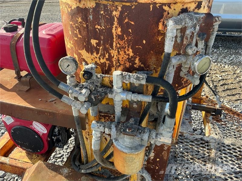 Mortar and Grout Mixer (Inoperable) Polovne mešalice