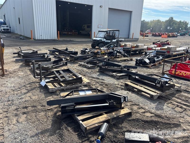 Mower King SA 48 in Qty of 12 Skid Steer Forks (Un Garfos