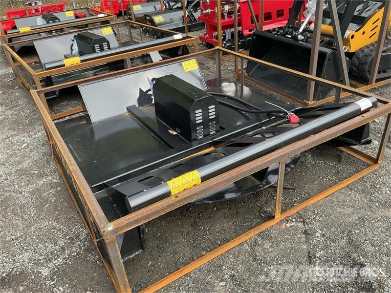  Mower King SSRC 72 in Skid Steer Brush Cutter (Unu Falciatrici trainate
