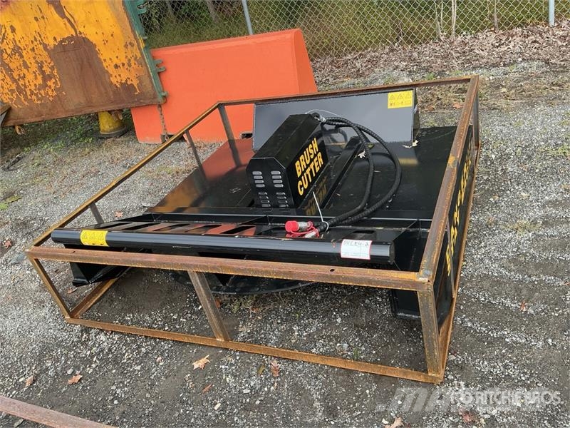 Mower King SSRC 72 in Skid Steer Brush Cutter (Unu Falciatrici trainate