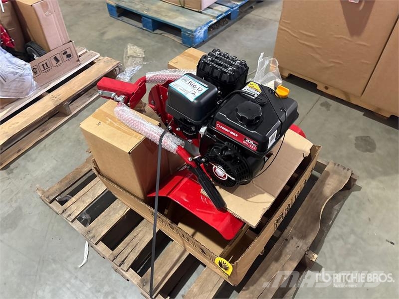 MTD Front Tine Garden Tiller ماكينات زراعية - غير ذلك