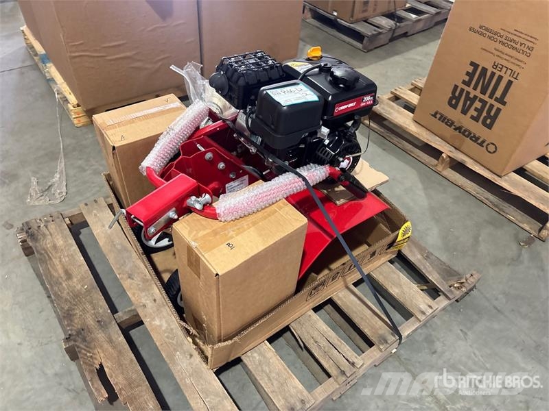 MTD Front Tine Garden Tiller ماكينات زراعية - غير ذلك