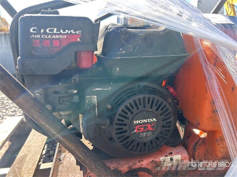 MultiQuip MVC82VHW Plate compactors