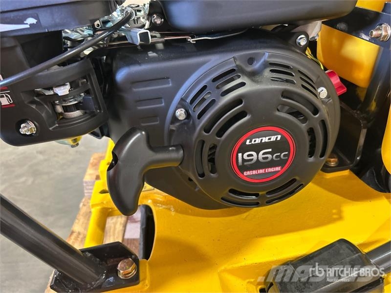Mustang LF88D Vibrator compactors