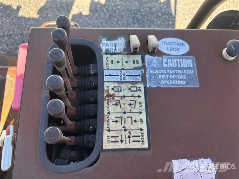  Navigator RT5500 Kravas mašīnām piestiprināmie pacēlāji