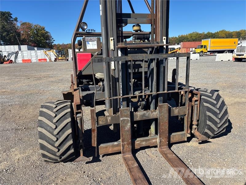  Navigator RT6500 6500 lb 3x3 Truck Mounted Forklif Kravas mašīnām piestiprināmie pacēlāji