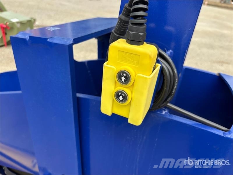  Neks Electric Fifth Wheel Wrecker Attachment (Unus Muud osad
