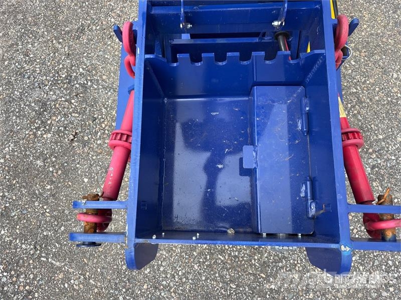 Neks Electric Fifth Wheel Wrecker Attachment (Unus Ostale kargo komponente