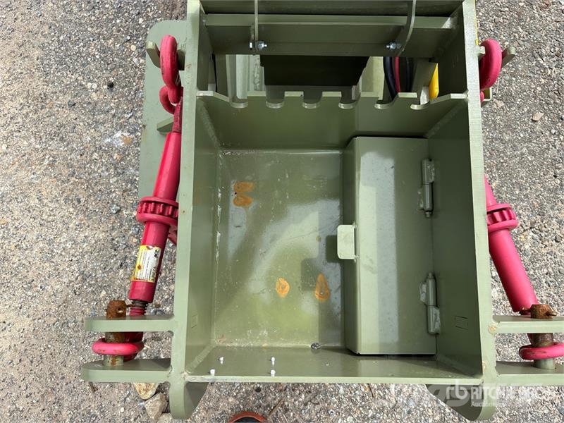 Neks Electric Fifth Wheel Wrecker Attachment (Unus Muud osad