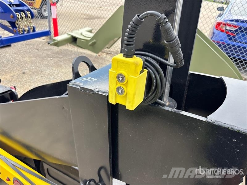 Neks Electric Fifth Wheel Wrecker Attachment (Unus Ostale kargo komponente