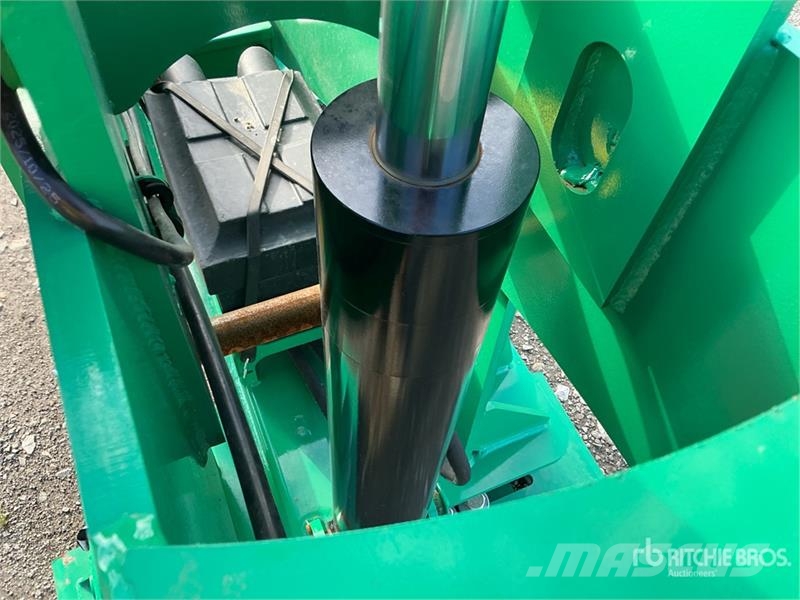  Neks Hydraulic Fifth Wheel Wrecker Attachment (Unu معدات النقل - غير ذلك