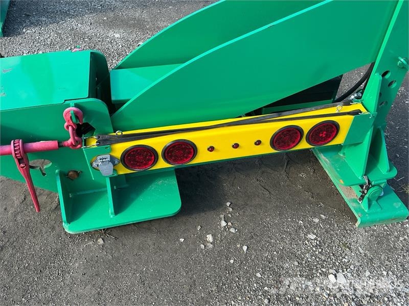  Neks Hydraulic Fifth Wheel Wrecker Attachment (Unu معدات النقل - غير ذلك