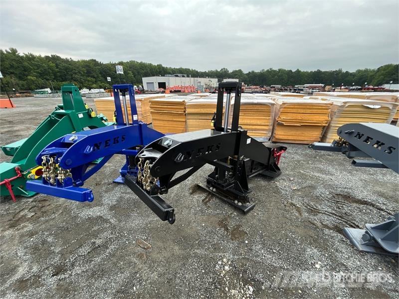 Neks Hydraulic Fifth Wheel Wrecker Attachment Ostale kargo komponente
