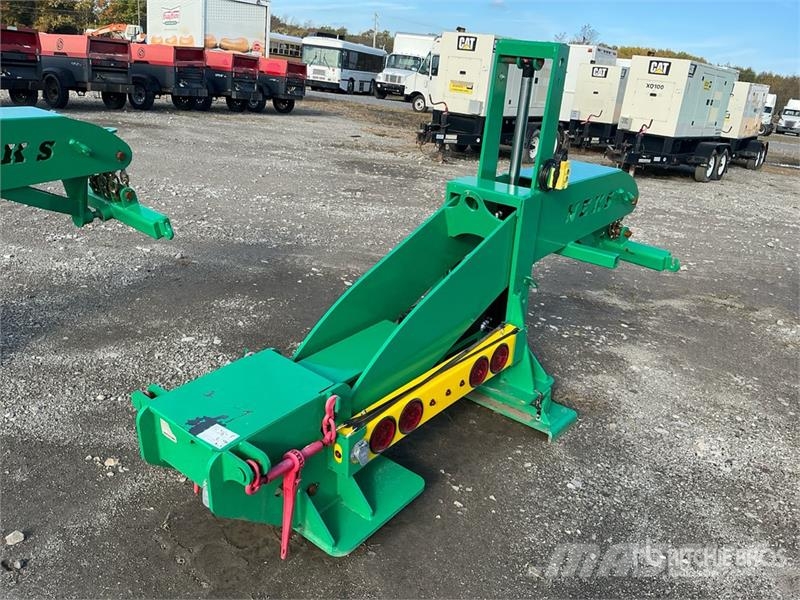  Neks Hydraulic Fifth Wheel Wrecker Attachment (Unu معدات النقل - غير ذلك