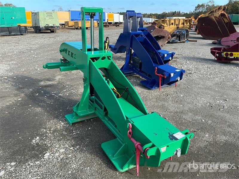  Neks Hydraulic Fifth Wheel Wrecker Attachment (Unu معدات النقل - غير ذلك