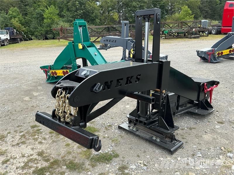 Neks Hydraulic Fifth Wheel (Unused) Other components