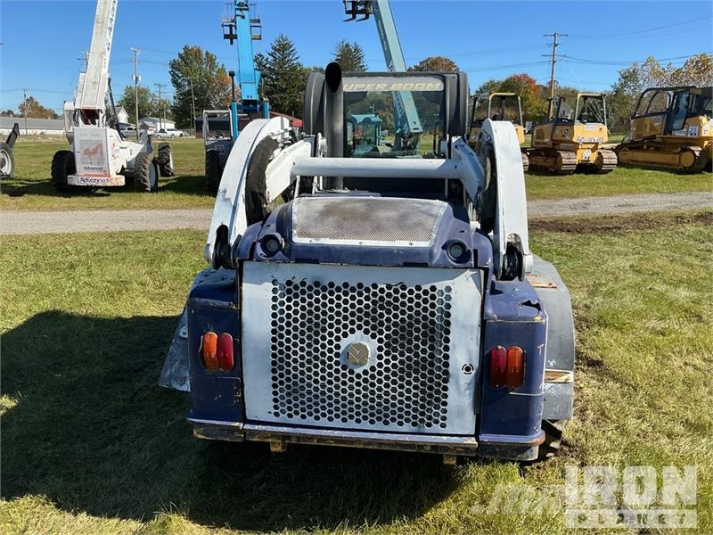 New Holland L223 Kompaktlastere