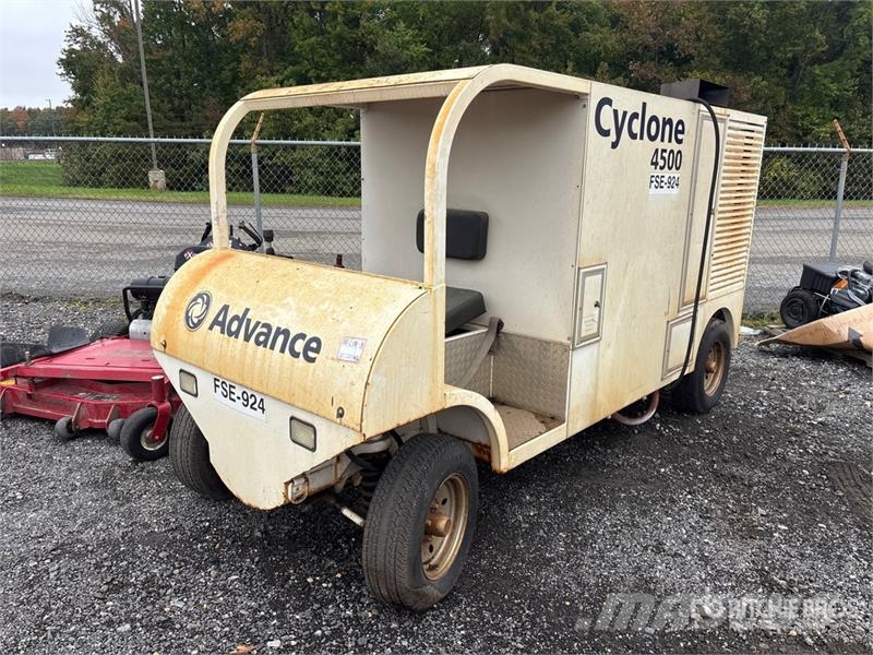 Nilfisk Advance Advance Cyclone 4500 4x2 Pressure Washer T Ostali kamioni