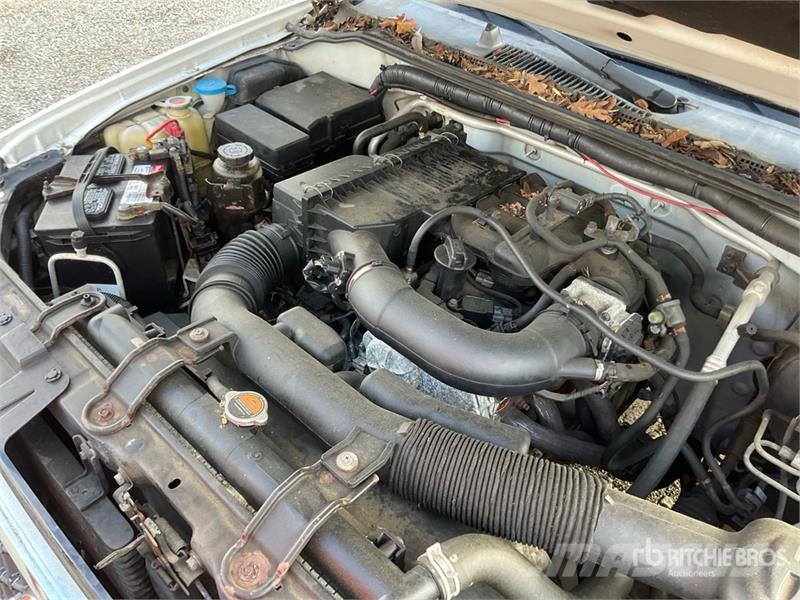 Nissan Frontier 4x2 Extended Cab Pickup 其他