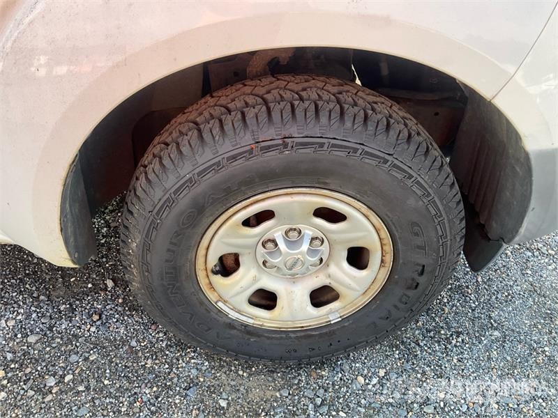 Nissan Frontier 4x2 Extended Cab Pickup 其他