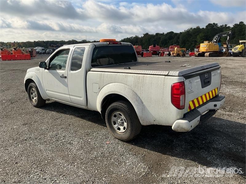 Nissan Frontier 4x2 Extended Cab Pickup 其他