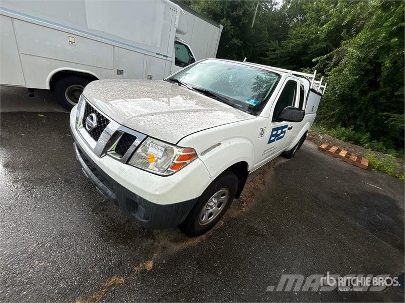 Nissan Frontier 4x2 Extended Cab Pickup (Inoperable) Други