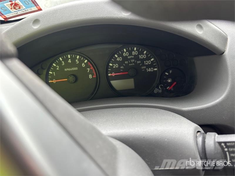 Nissan Frontier 4x2 Extended Cab Pickup (Inoperable) Други