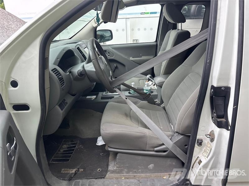 Nissan Frontier 4x2 Extended Cab Pickup (Inoperable) Други