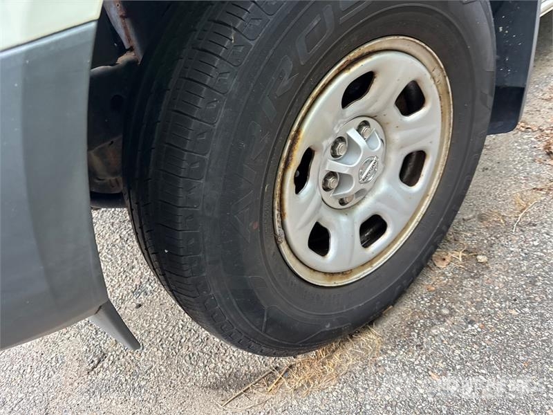 Nissan Frontier 4x2 Extended Cab Pickup (Inoperable) Други