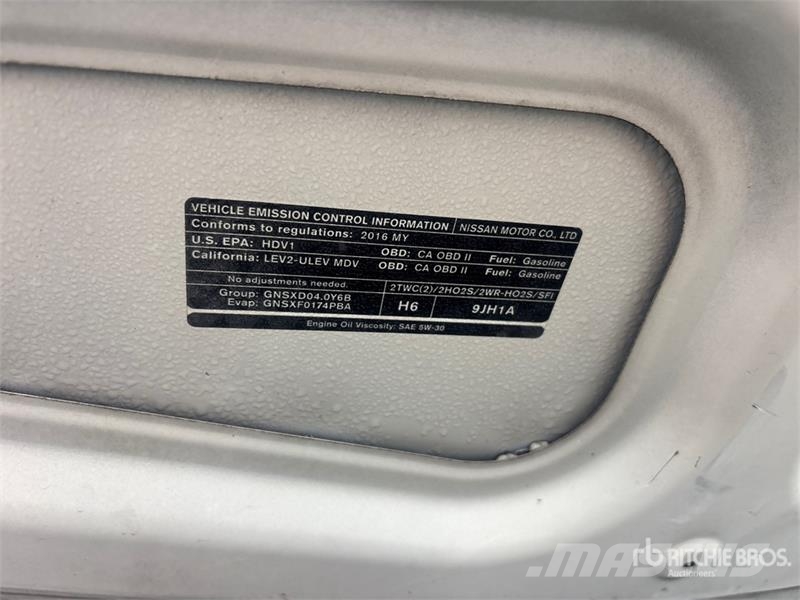 Nissan NV2500HD Dostavna vozila / kombiji