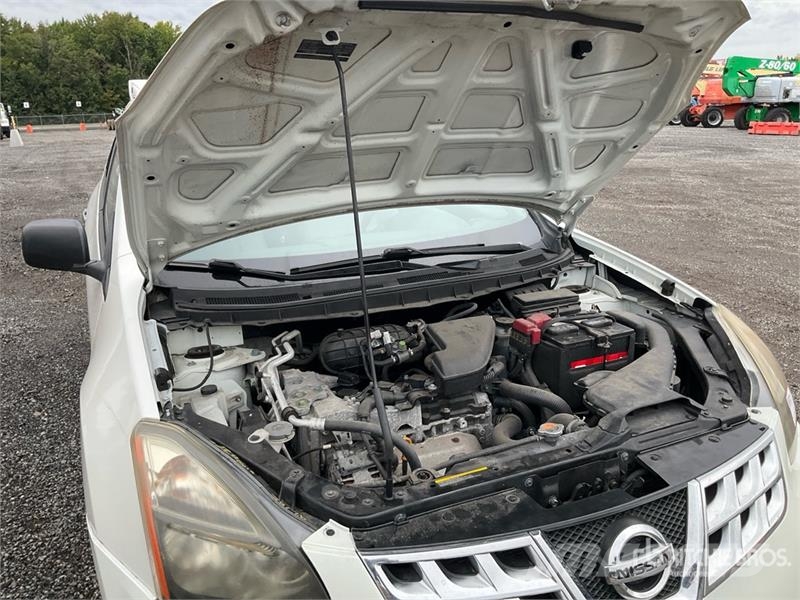 Nissan Rouge 2WD SUV Auto