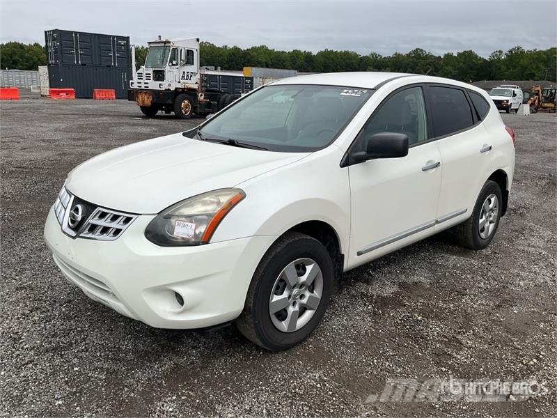 Nissan Rouge 2WD SUV Auto