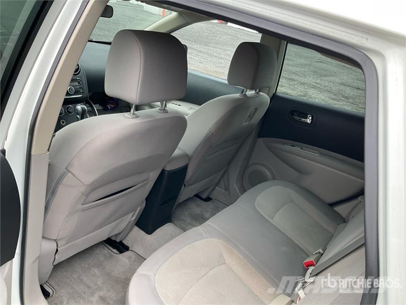 Nissan Rouge 2WD SUV Auto