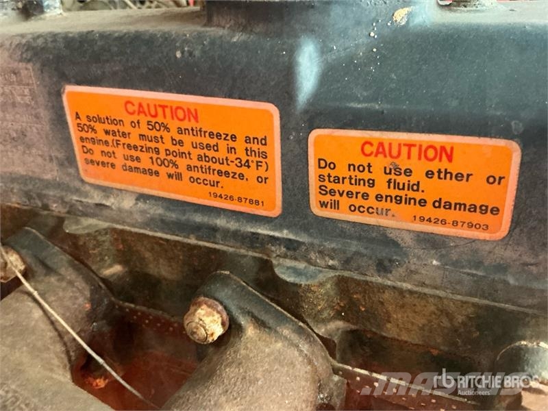 Northeast Industrial NE15HD15 15000 lb Winch Pacēlāji, vinčas un materiālu lifti