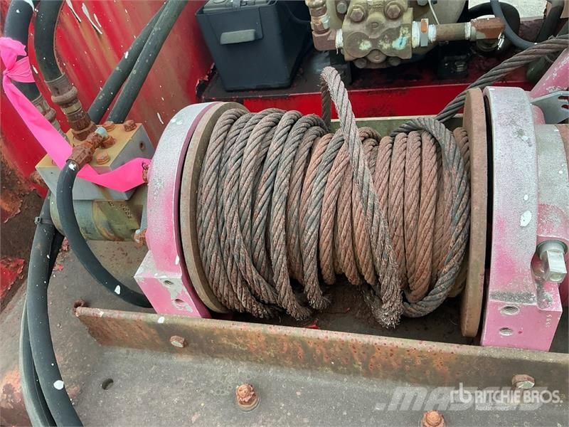 Northeast Industrial NE15HD15 Winch Pacēlāji, vinčas un materiālu lifti
