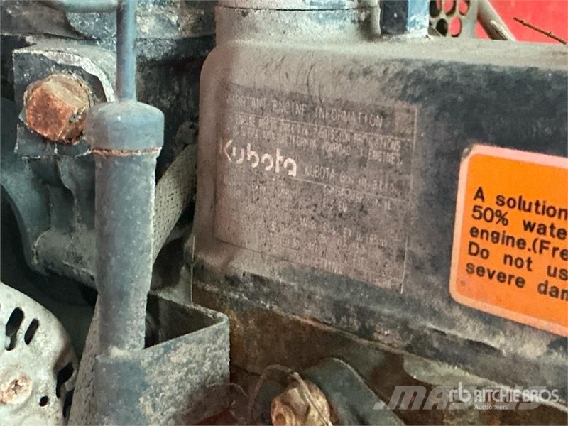 Northeast Industrial NE15HD15 15000 lb Winch Pacēlāji, vinčas un materiālu lifti